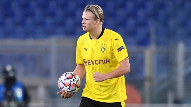 欧冠半场：杜兰、多尔贝格破门，卡拉巴克1-1阿贾克斯（欧冠半场比分：卡拉巴克1-1阿贾克斯，杜兰与多尔贝格建功）