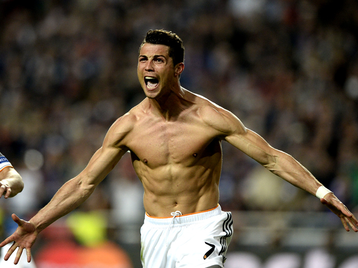 中超转会市场：广州队签下新前锋,（中超转会动态：广州队完成锋线引援）