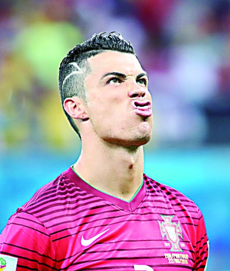 罗体：罗马租齐尔克泽费用超500万欧，他愿意等待交易完成（罗体：罗马租借齐尔克泽成本超500万欧，球员愿静待交易敲定）