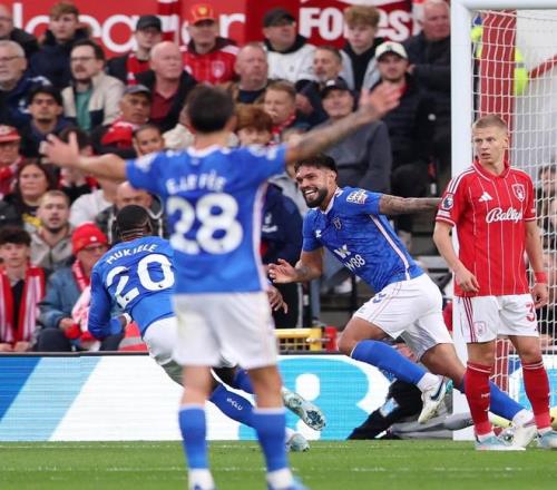 沃尔夫斯堡vs霍芬海姆：埃里克森、阿诺德首发，曹法尔、奥利弗-鲍曼出战（沃尔夫斯堡战霍芬海姆：埃里克森、阿诺德先发，曹法尔与奥利弗-鲍曼出战）