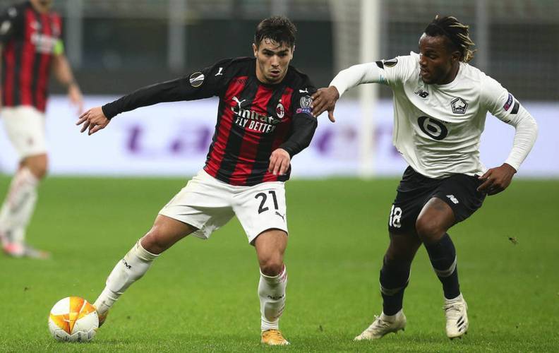 CBA球员最佳阵容提名：前三竞争激烈,（CBA最佳阵容提名公布：前三席位竞争白热化）