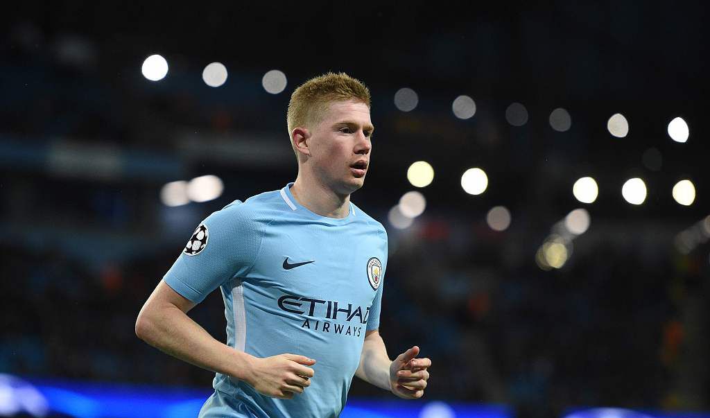 赫内斯谈拜仁明年目标：国内双冠王，在欧冠尽可能走远一些（赫内斯：拜仁明年冲击国内双冠，欧冠力求走得更远）