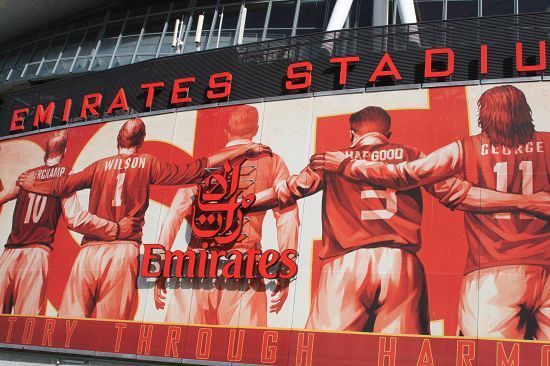 前英冠球员：瓜帅毁了英式足球，现在大家都从后场发起进攻（前英冠球员抨击瓜迪奥拉：毁了传统英式踢法，各队如今纷纷从后场组织进攻）