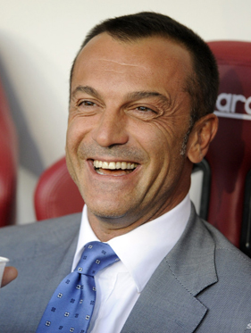 是否会拒签看世界杯的球迷？白宫官员：签证关乎国家安全（白宫官员称签证事关国家安全：世界杯球迷会被拒签吗？）